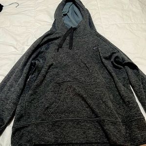 Women’s sweatshirt